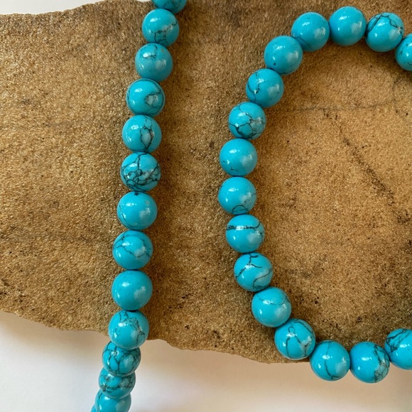 Faux turquoise necklace and bracelet set - Picture 6 of 10